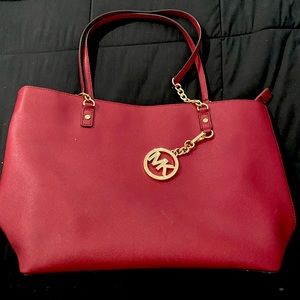 Michael Kors Red Jet Set Chain bag/purse